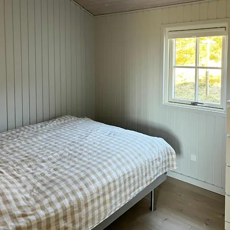 Bright And Charming Summer House Near *