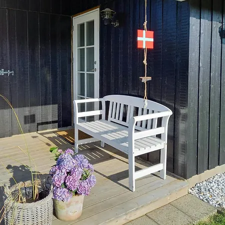 Bright And Charming Summer House Near * Løkken